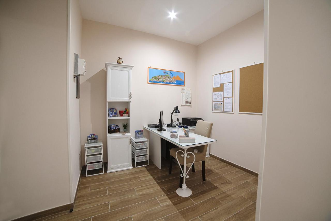 B&B Galleria Principe Di Napoli Exterior photo
